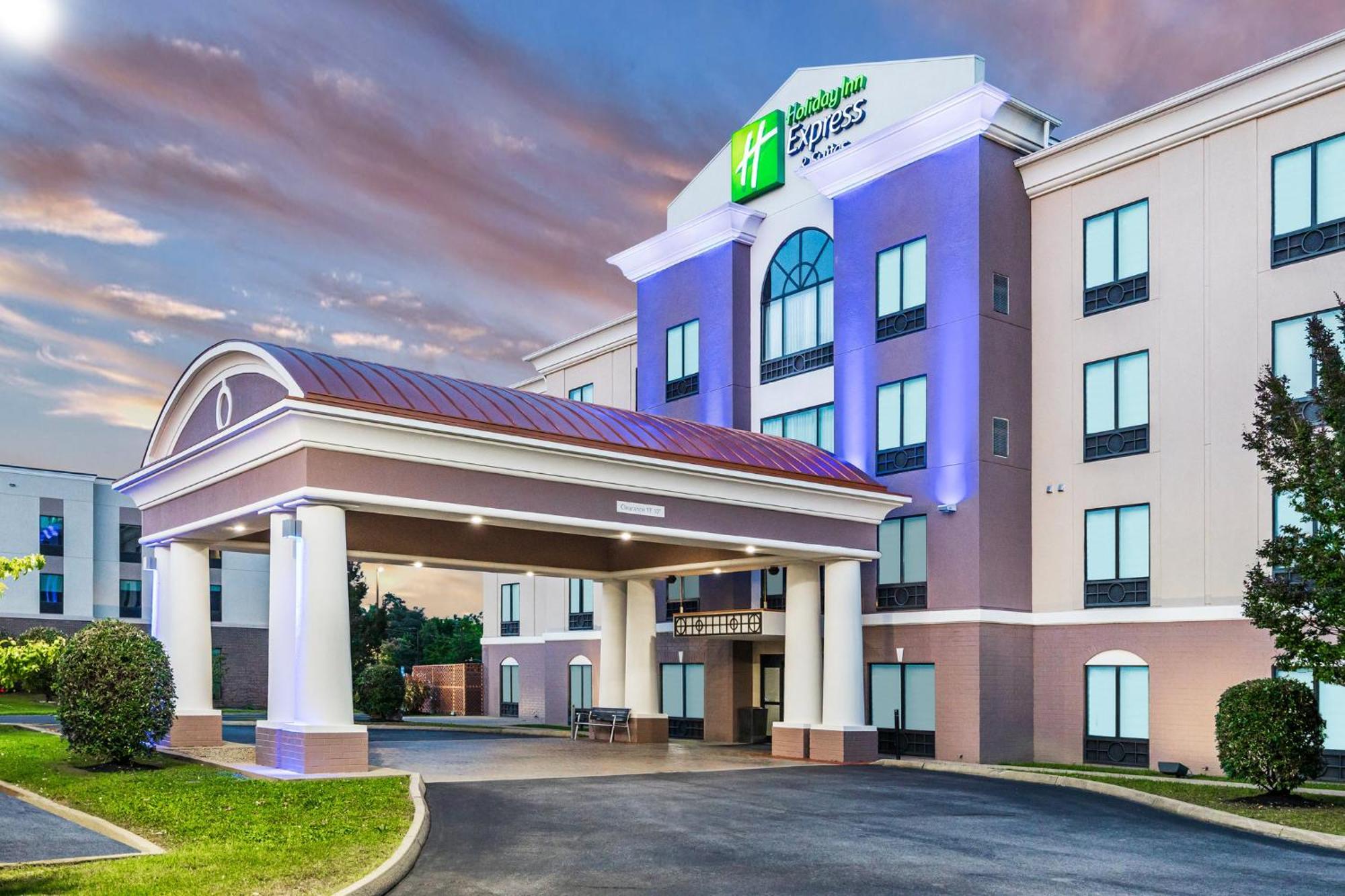 Holiday Inn Express Hotel & Suites Newport South By Ihg Eksteriør bilde