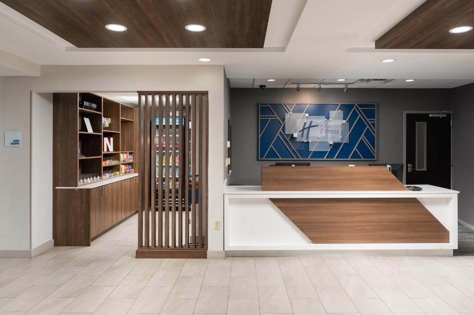 Holiday Inn Express Hotel & Suites Newport South By Ihg Eksteriør bilde
