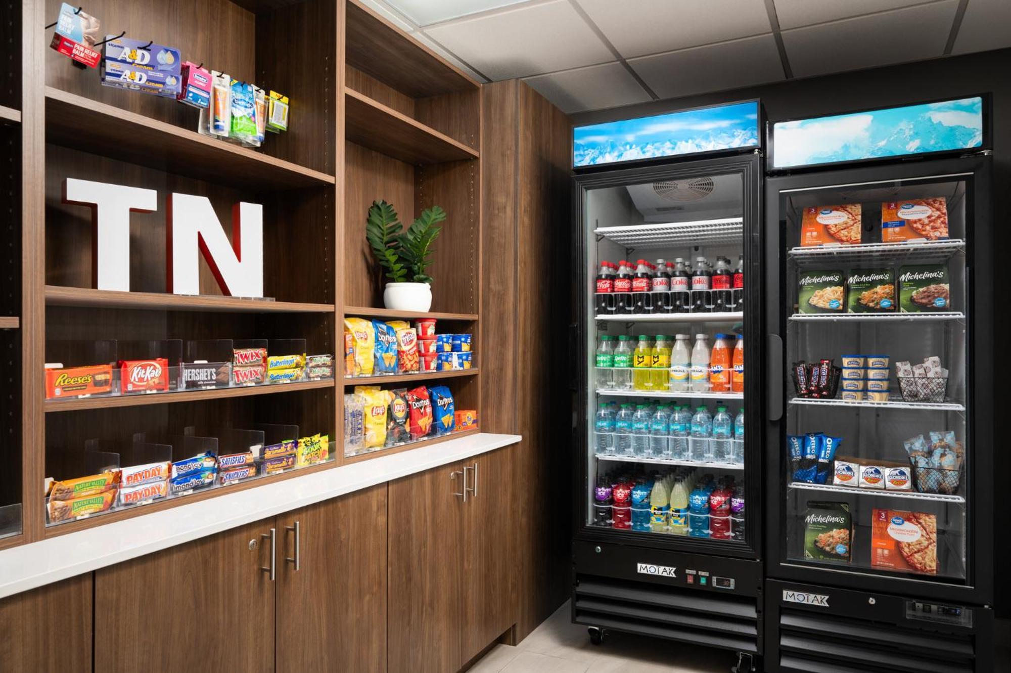 Holiday Inn Express Hotel & Suites Newport South By Ihg Eksteriør bilde