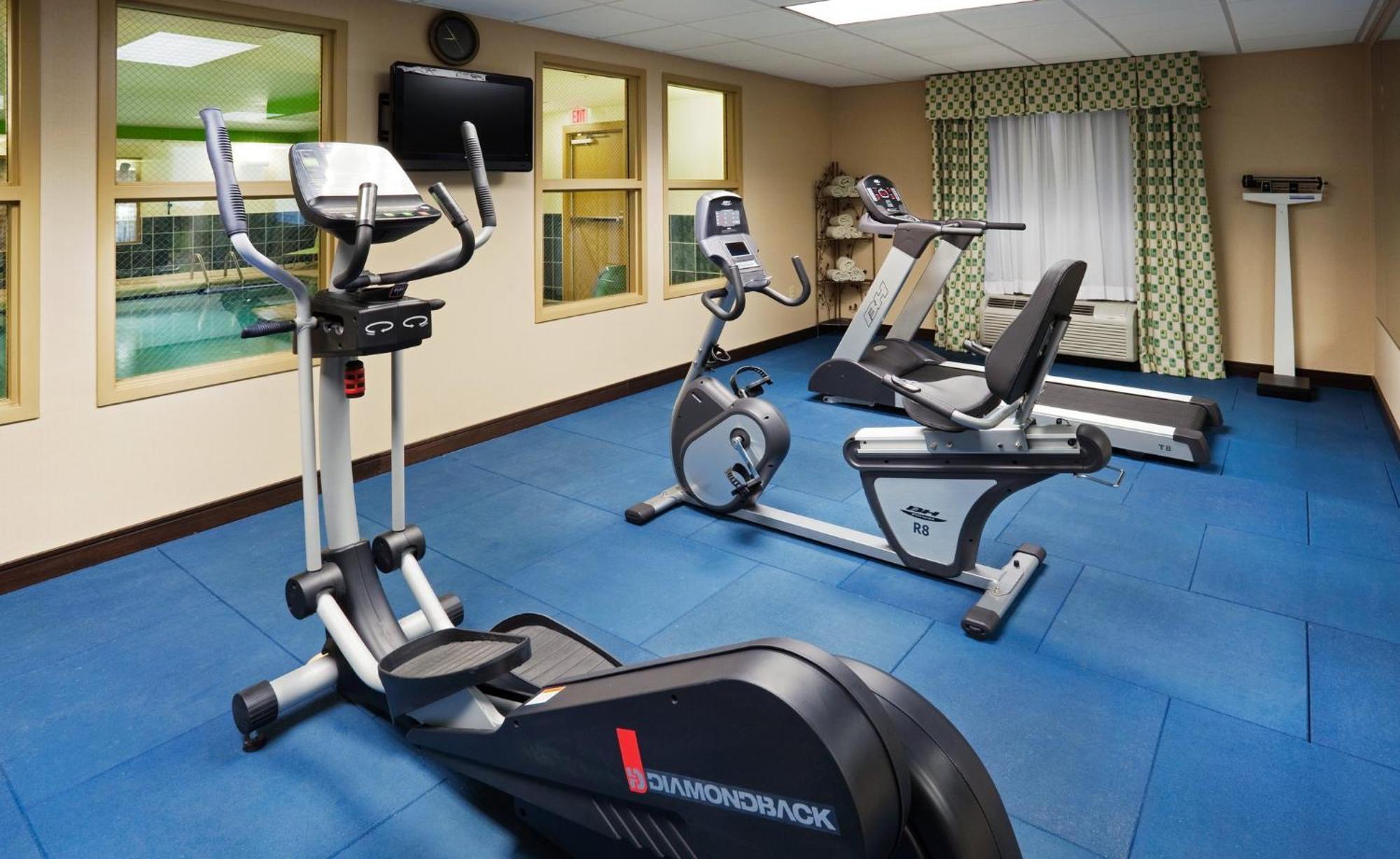 Holiday Inn Express Hotel & Suites Newport South By Ihg Eksteriør bilde